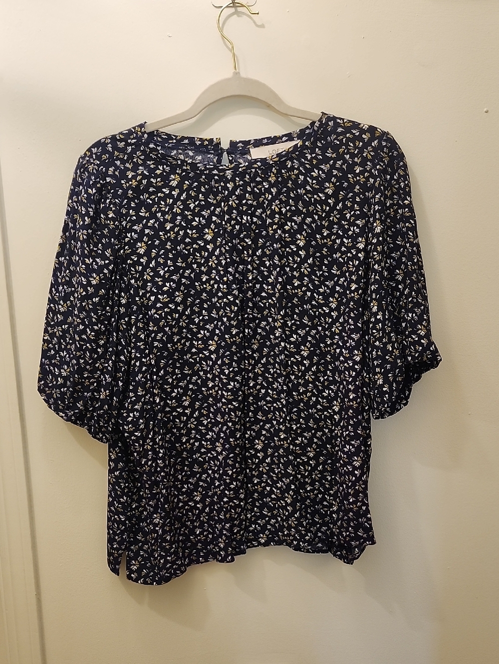 LOFT Navy Floral Short Sleeve Blouse